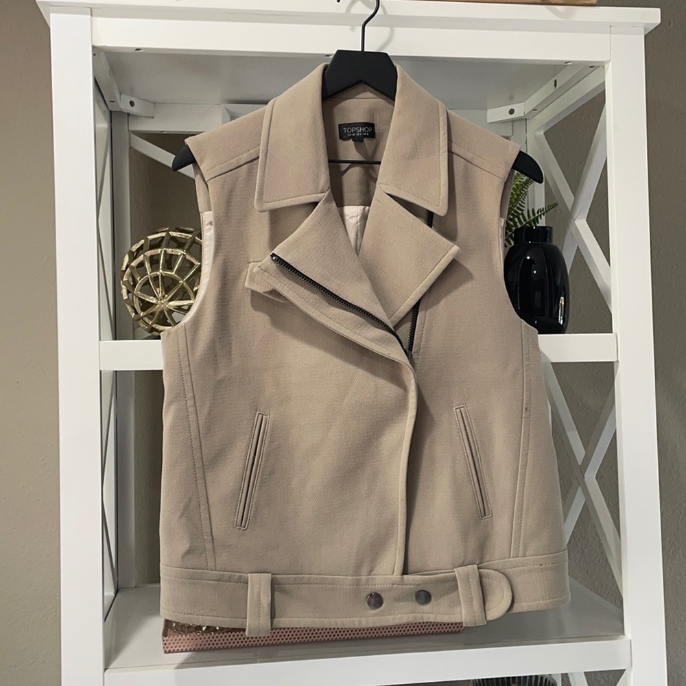 Topshop vest sz 4 taupe